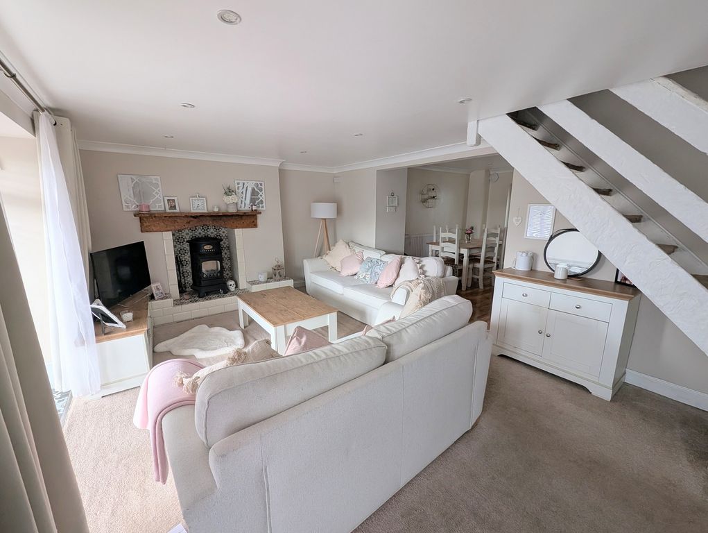 Property photo 3 of 11 Not Specified