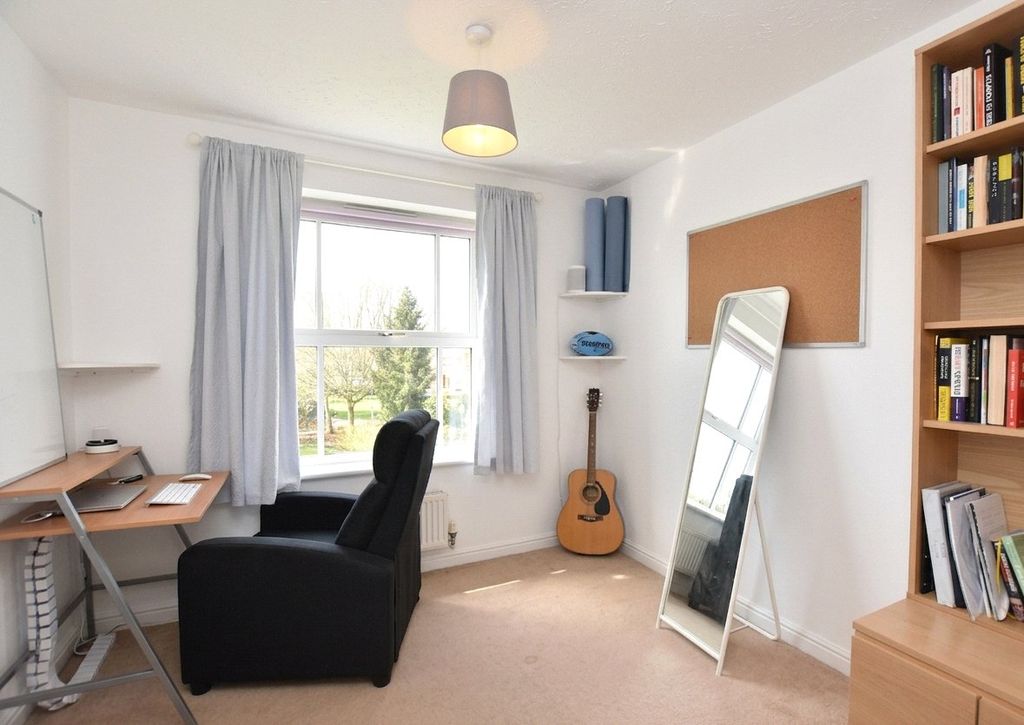 Property photo 3 of 9 Picture No. 27