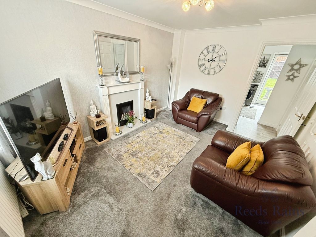 Property photo 2 of 18 Picture No. 17