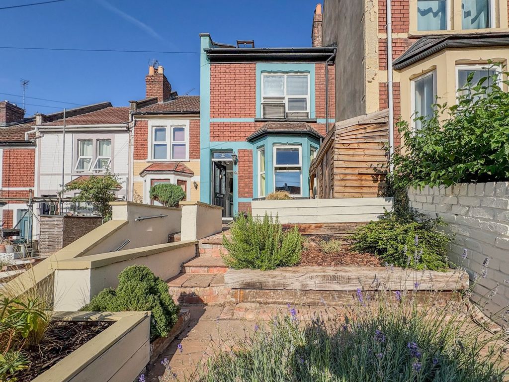 Property photo 1 of 28 5354331