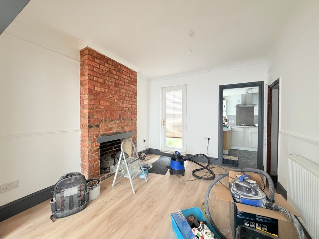 Property photo 3 of 11 Image