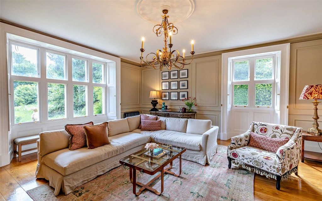 Property photo 3 of 27 Sitting Room