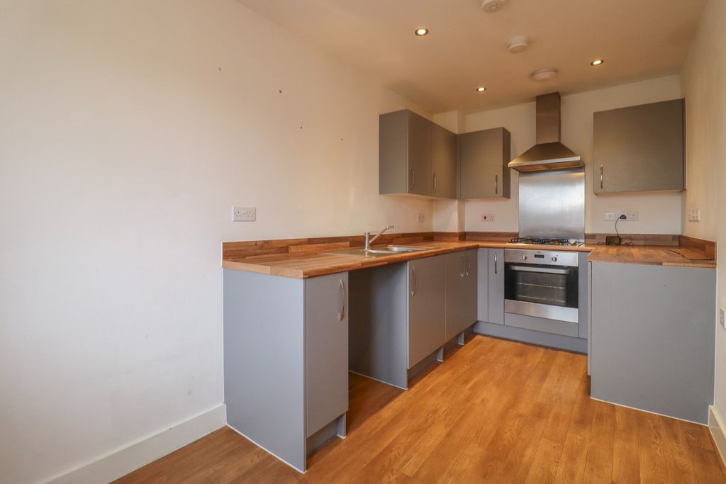 Property photo 2 of 10 4506301