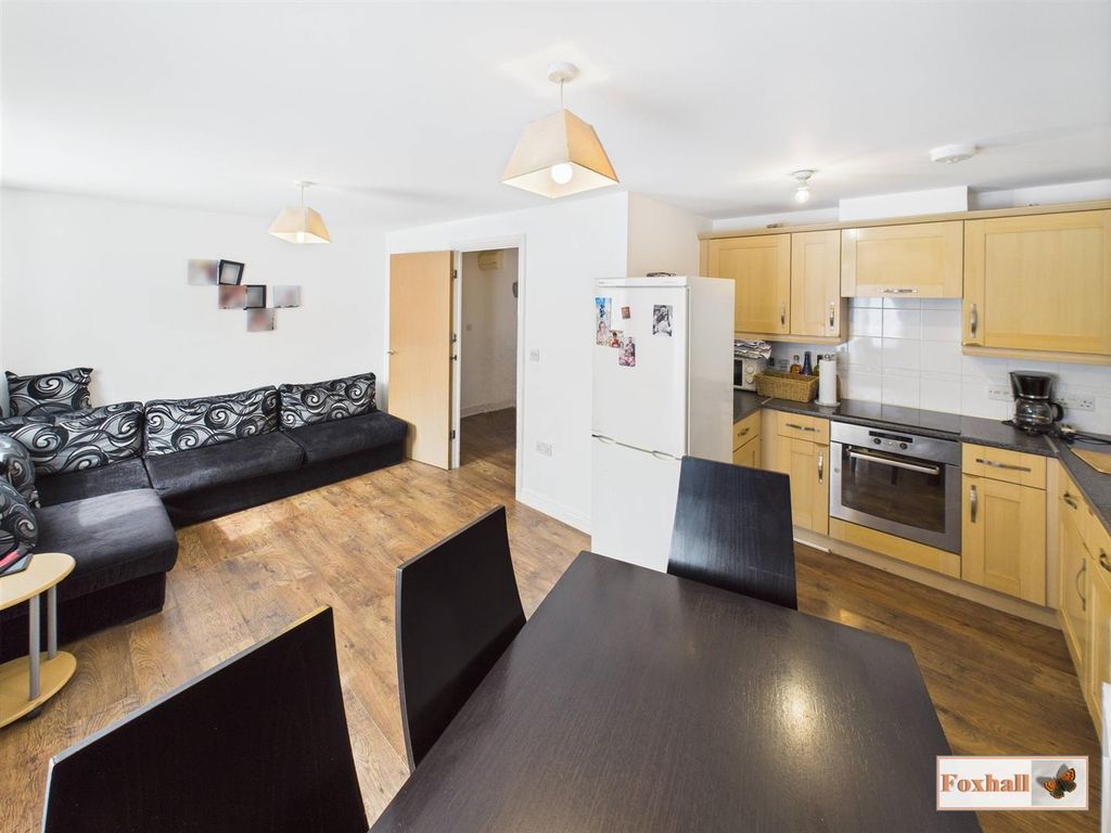 Property photo 2 of 10 Lounge/Diner