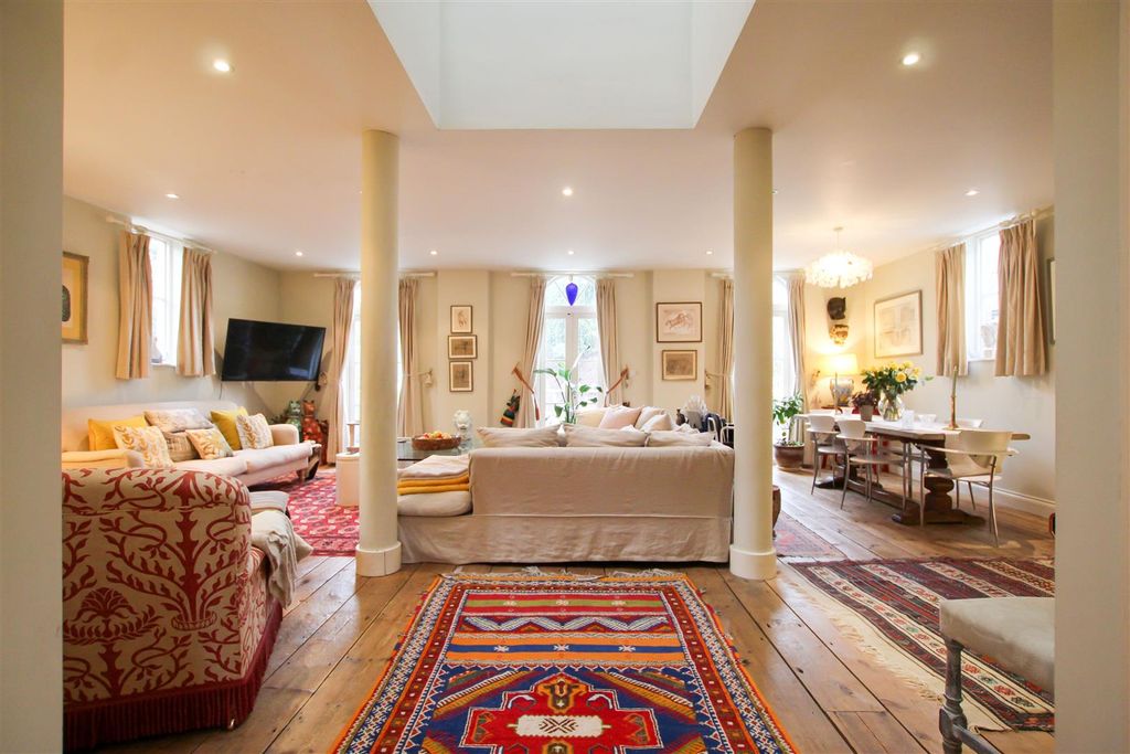 Property photo 2 of 21 Img_5289.Jpg