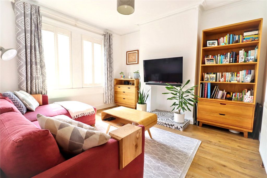 Property photo 2 of 15 Picture No. 03