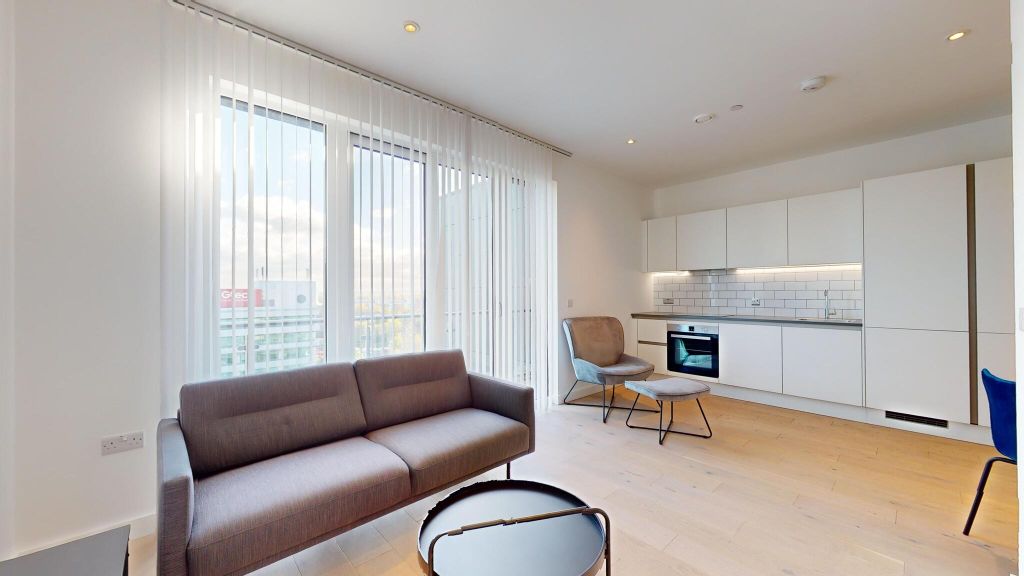 Property photo 1 of 43 Living Room