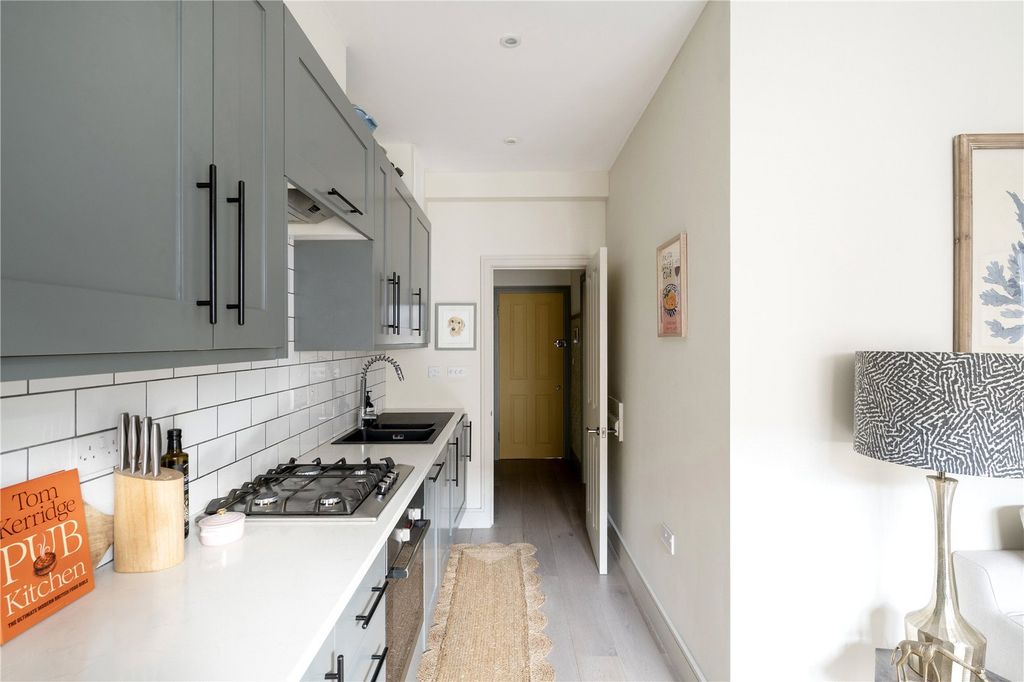 Property photo 3 of 11 Picture No. 49