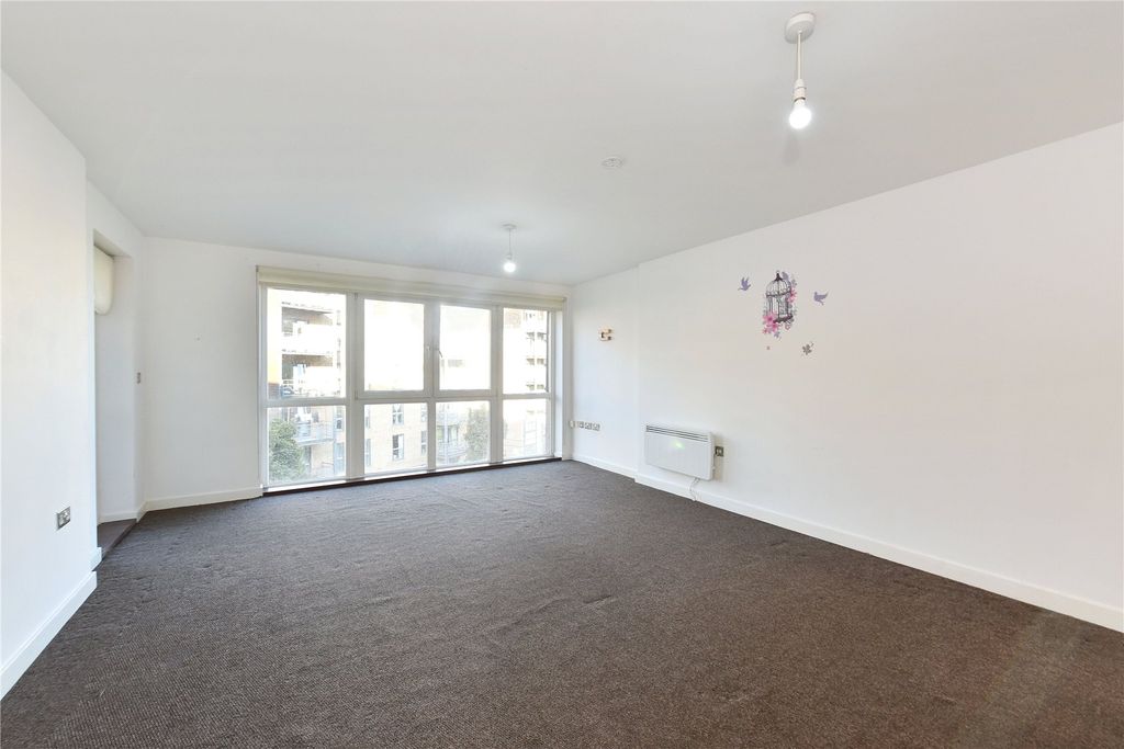 Property photo 2 of 12 Picture No. 06