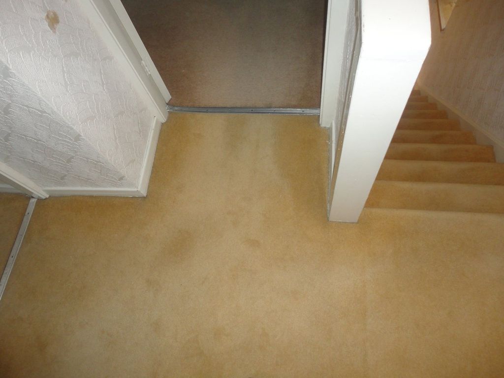 Property photo 3 of 11 Landing