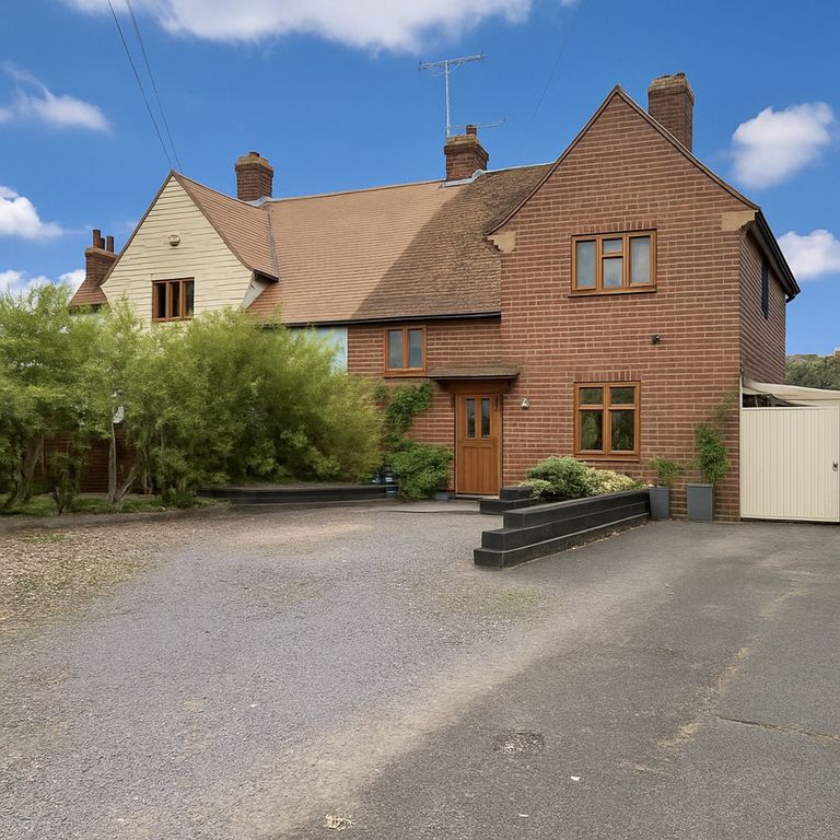 Property photo 1 of 29