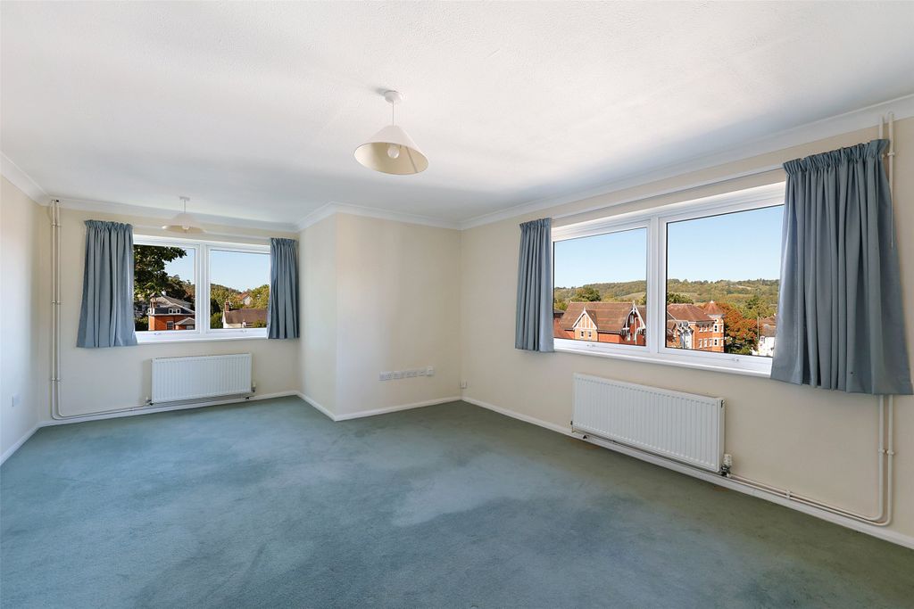 Property photo 2 of 11 Picture No. 20