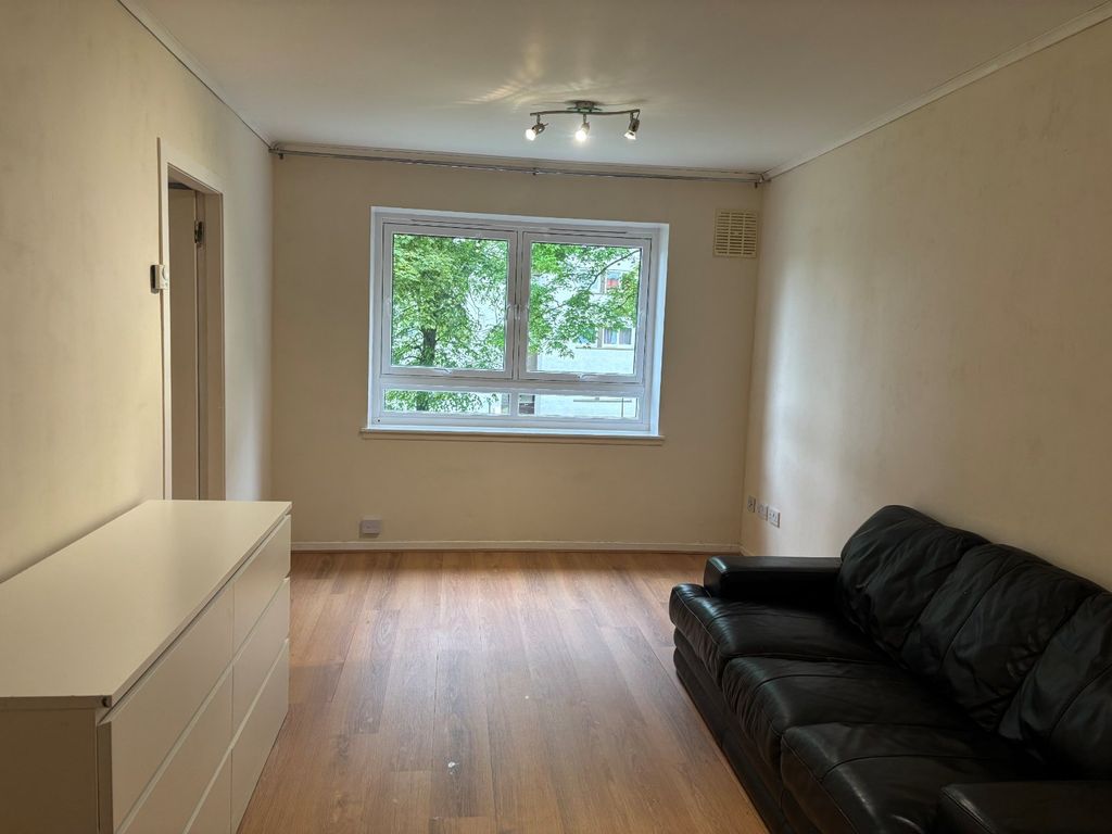Property photo 3 of 12 Picture No. 03