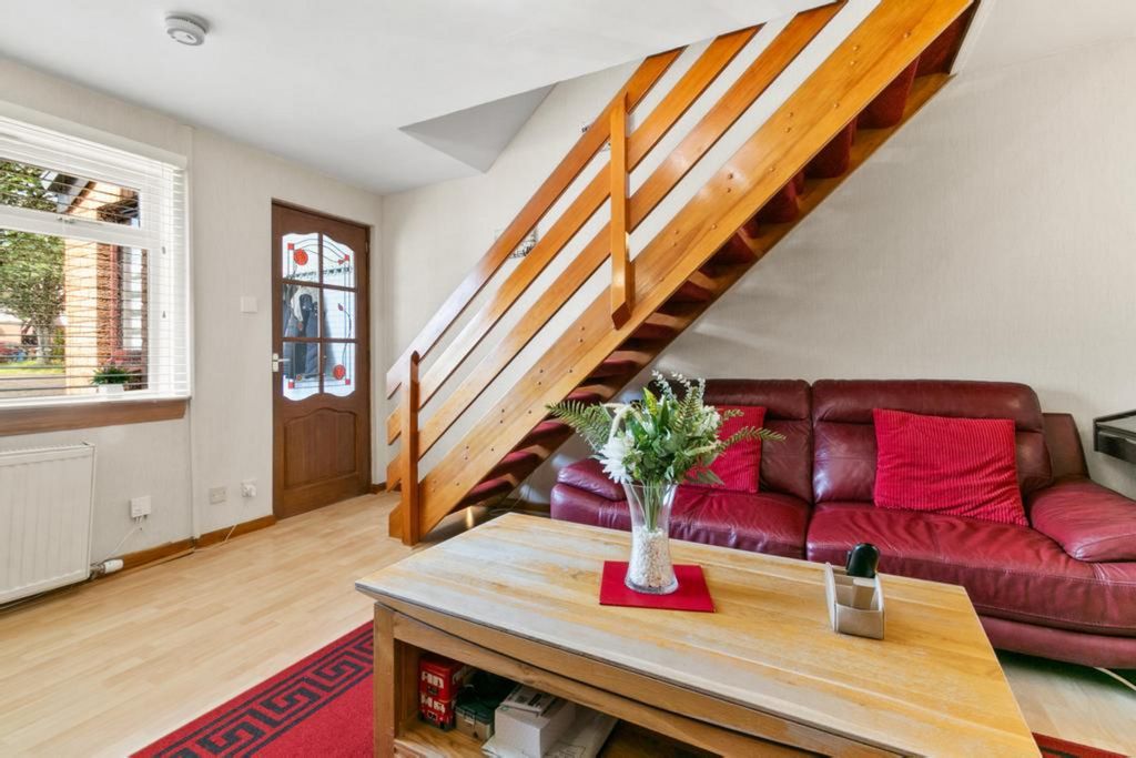Property photo 3 of 17