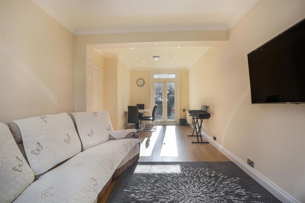 Property photo 2 of 20 457238130 S1.Jpg