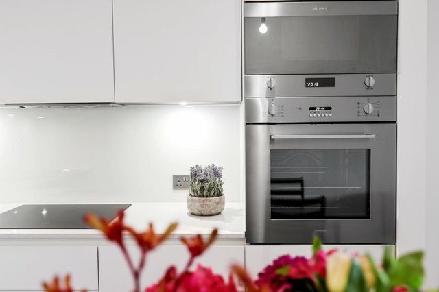 Property photo 2 of 18 Thumbnail_5480_6192479_Img_08_0000