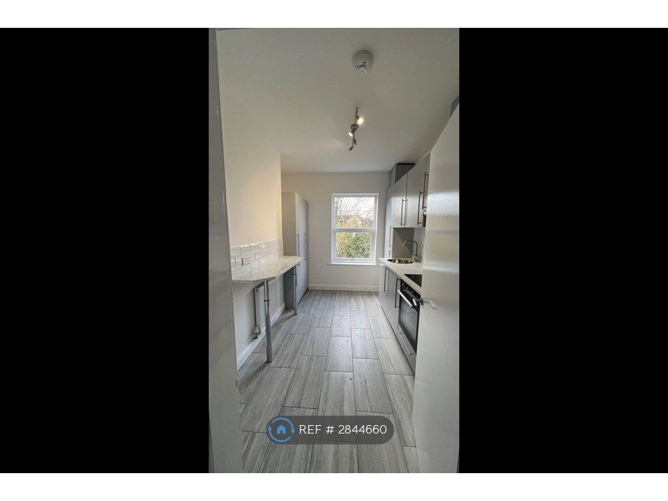 Property photo 2 of 18 Kitchen/Diner