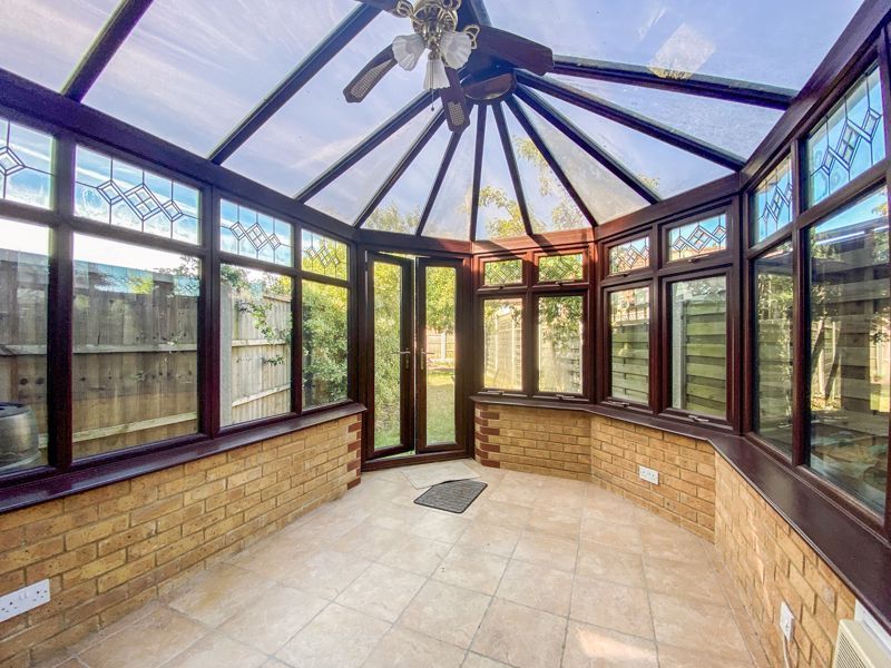 Property photo 3 of 10 Photo 4