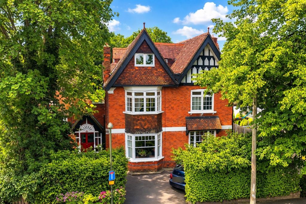 Property photo 1 of 19 Front