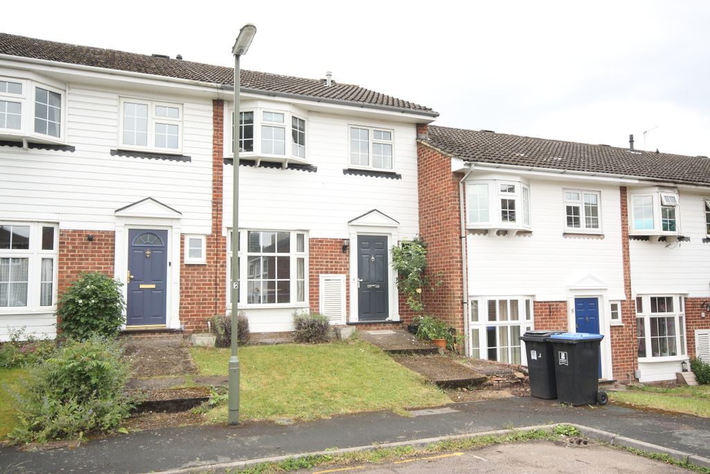 Property photo 1 of 7 Outside