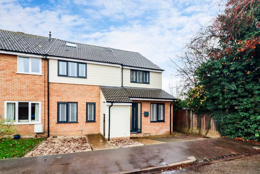 Property photo 1 of 30