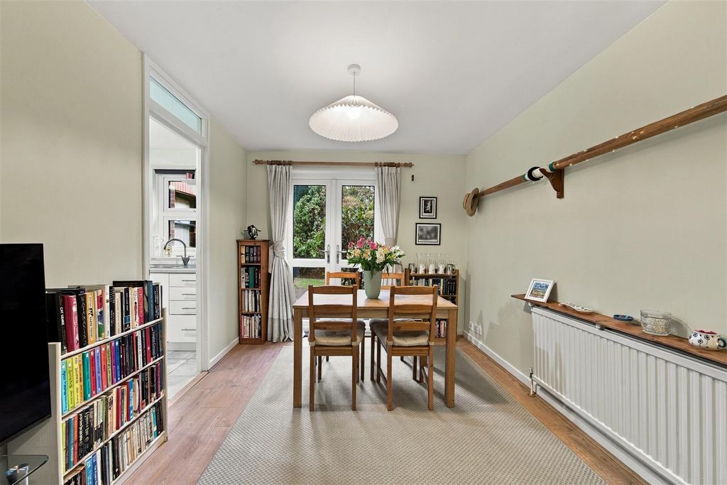 Property photo 3 of 12 For Sale - Holley Road, W3