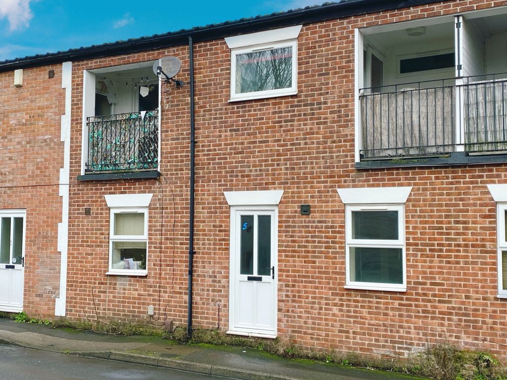 Property photo 1 of 14