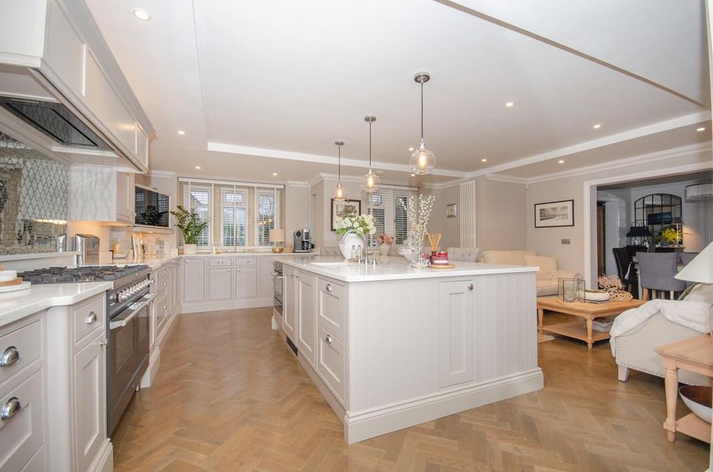 Property photo 2 of 38 Kitchen-Family Room.Jpg