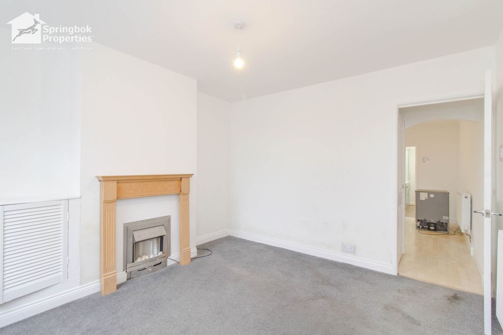 Property photo 2 of 18 Image 2