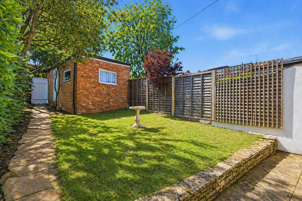 Property photo 3 of 11