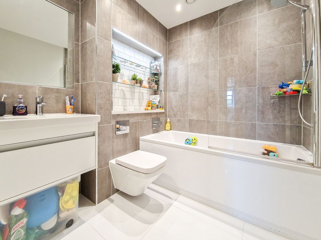 Additional image 17 of 2 bed flat for sale5 Highstead, St Saviour JE2