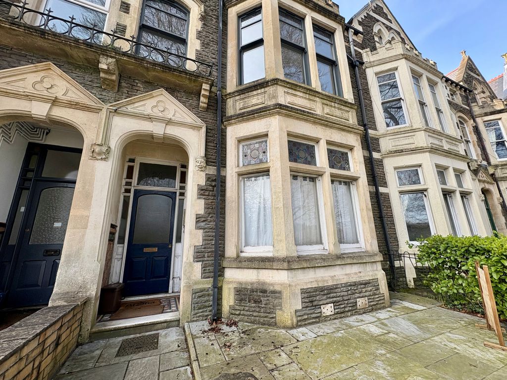 Property photo 1 of 6