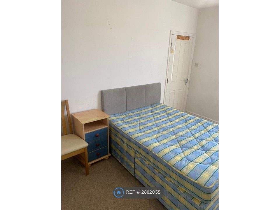 Property photo 1 of 4