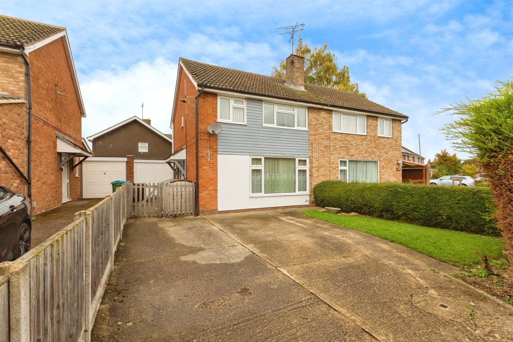 Property photo 1 of 17