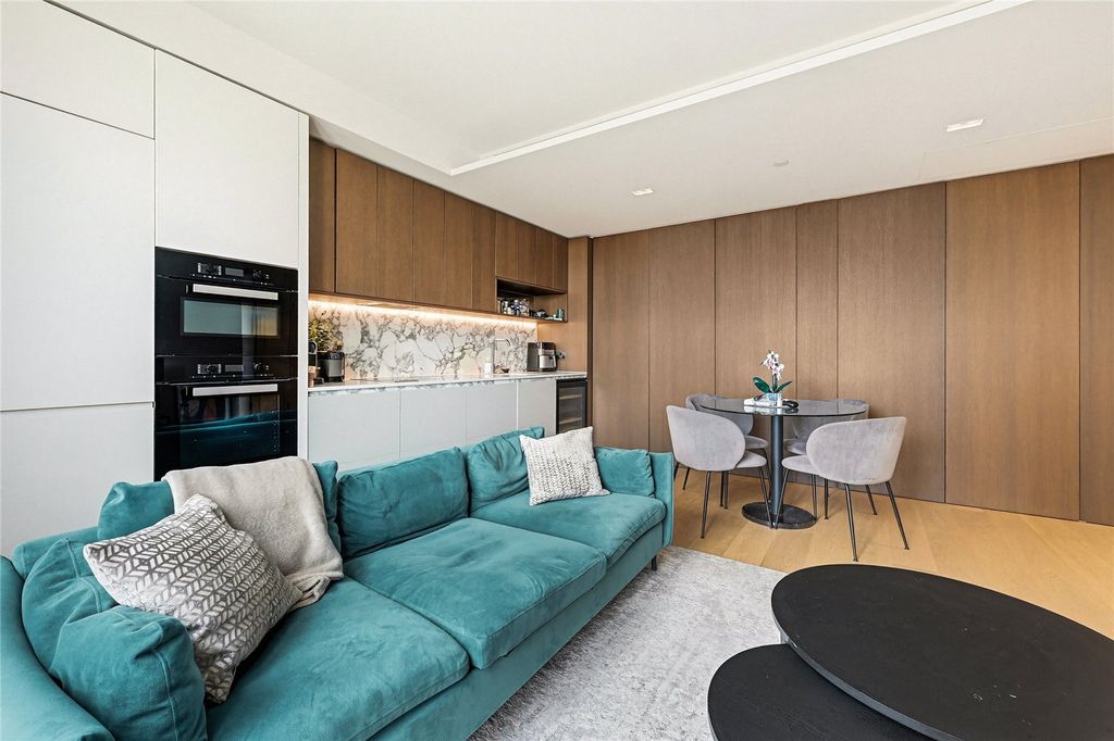 Property photo 3 of 14 Picture No. 12