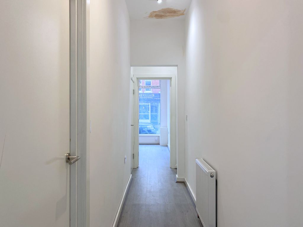 Property photo 2 of 25 Hall