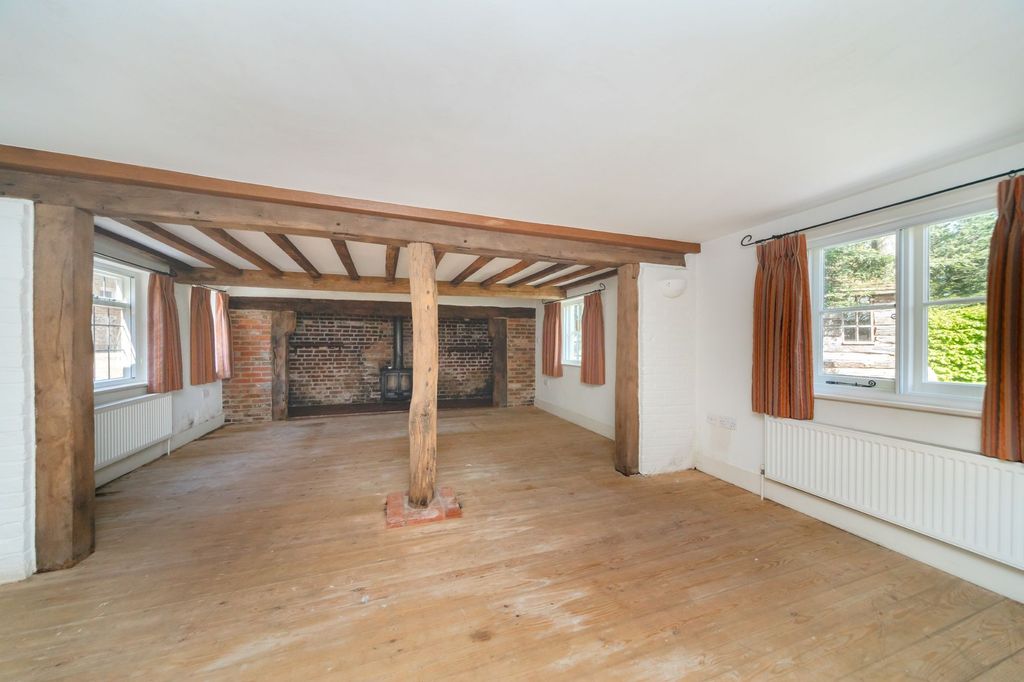 Property photo 3 of 29