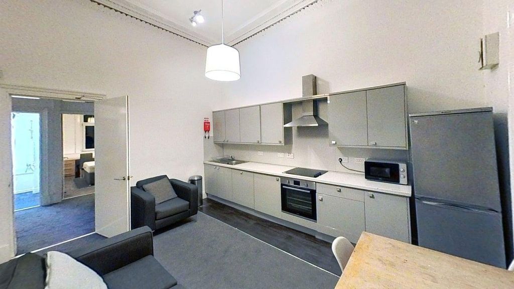 Property photo 3 of 9 Photo 3