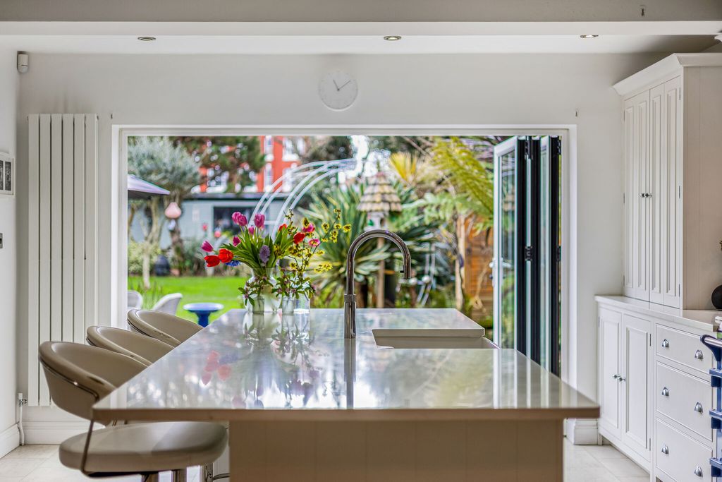 Additional image 10 of 4 bed detached house for salePrinces Crescent, Hove BN3