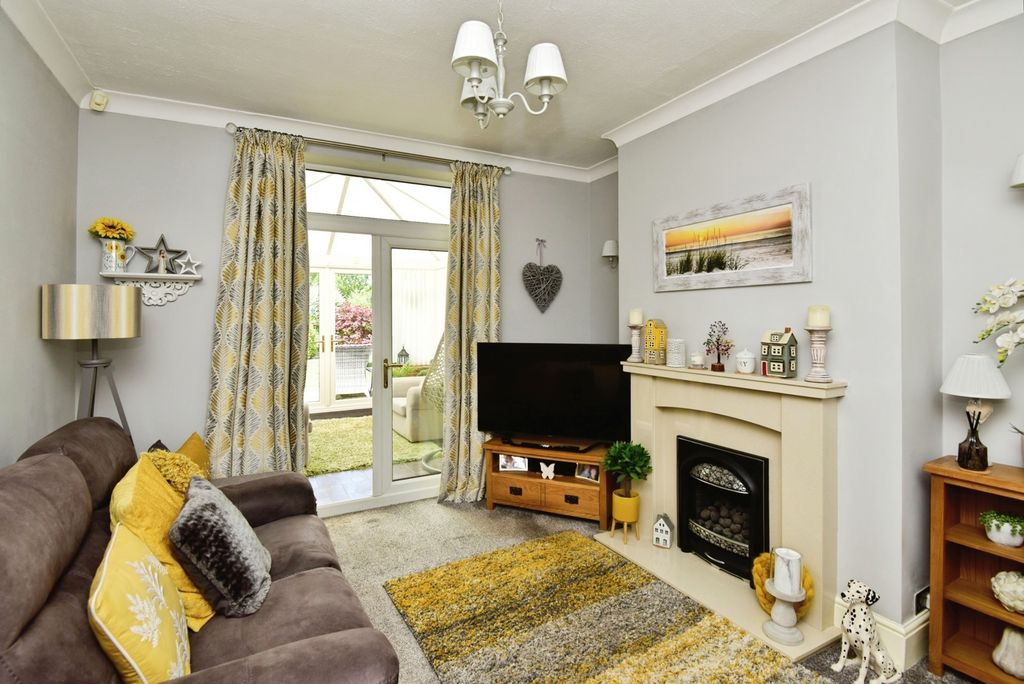 Property photo 2 of 27 Pbox-Img.Jpg