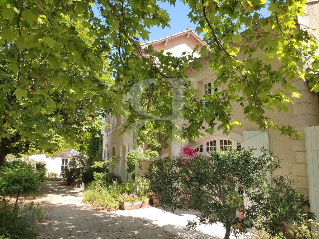 Property photo 1 of 27