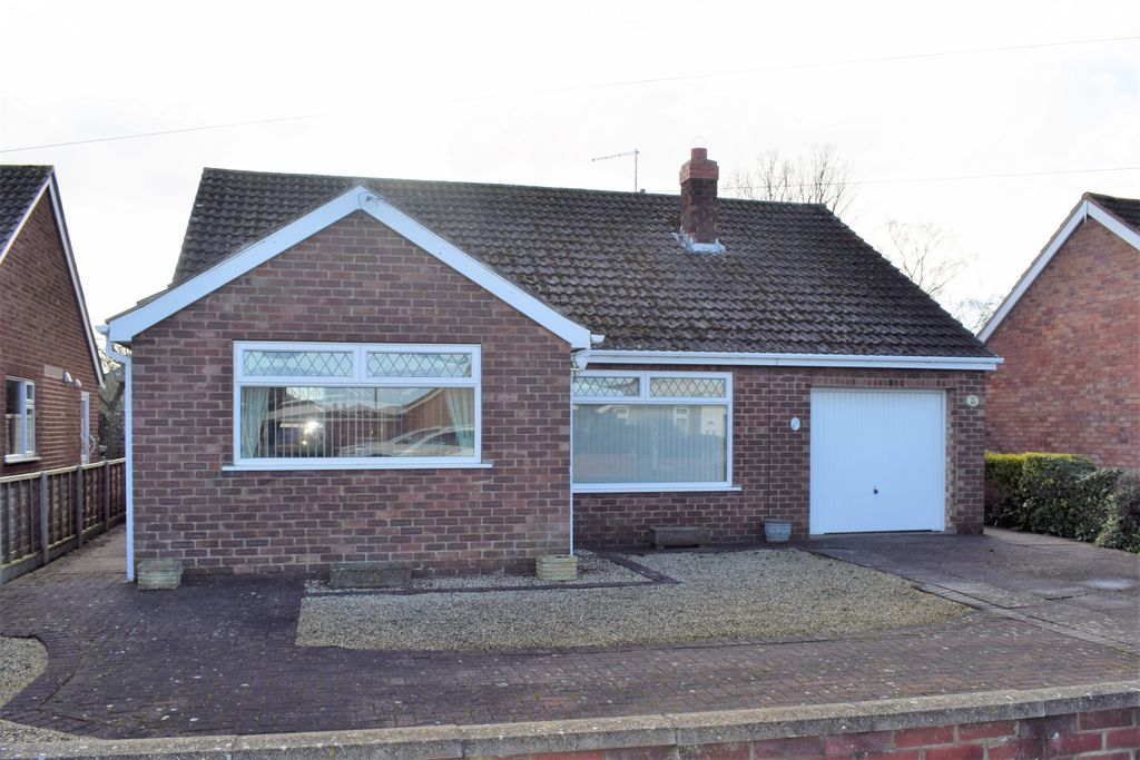 3 bed detached bungalow for sale Brigg