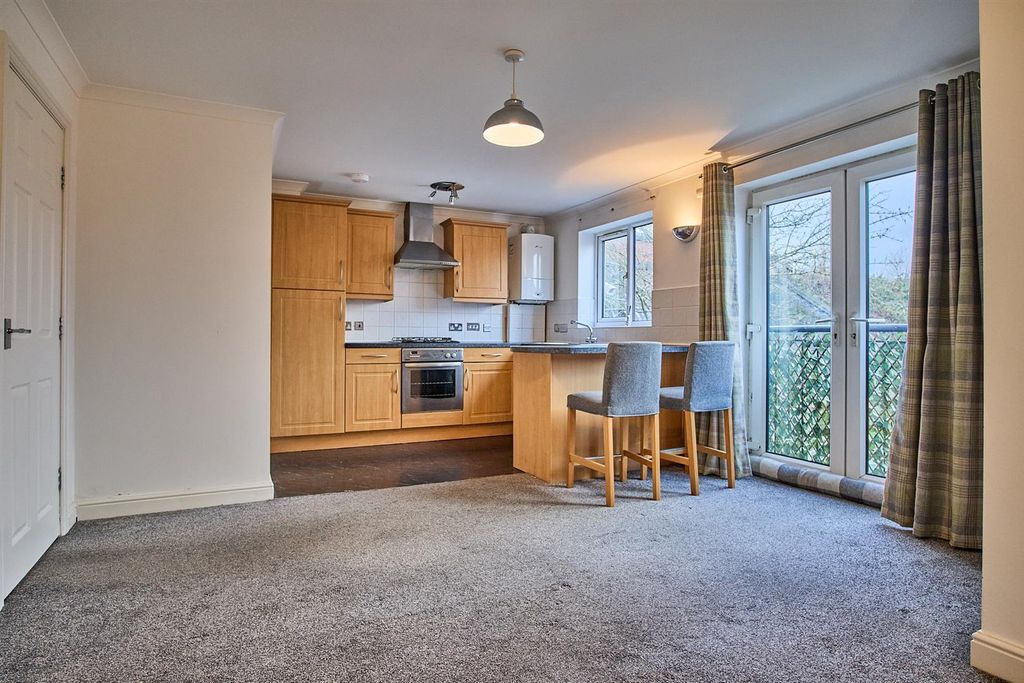 Property photo 2 of 10 Jordean Hdr (5).Jpg