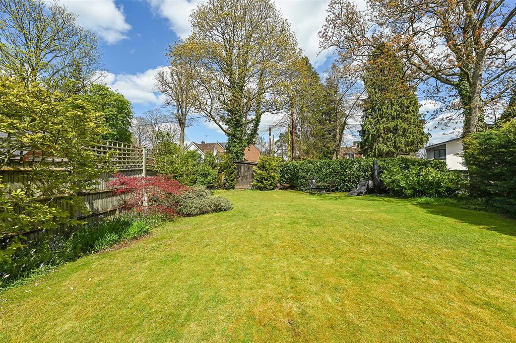 Property photo 2 of 25 6.Jpg