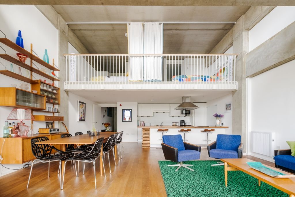 Property photo 1 of 21 Union Wharf
