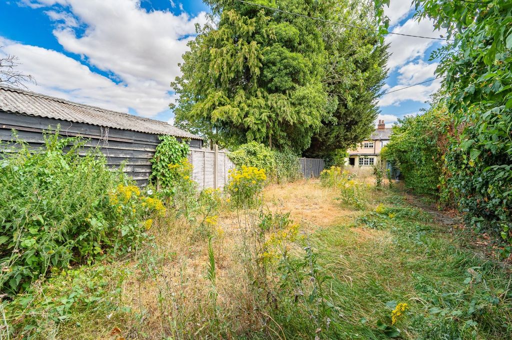 Property photo 2 of 15 Garden
