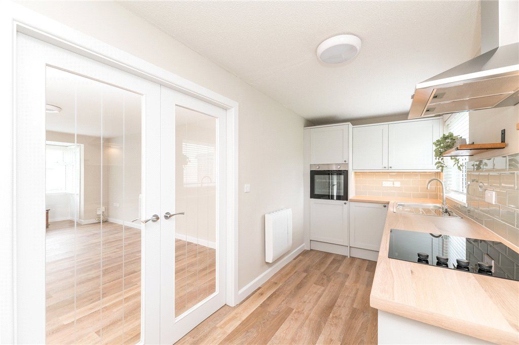 Property photo 3 of 16 Kitchen