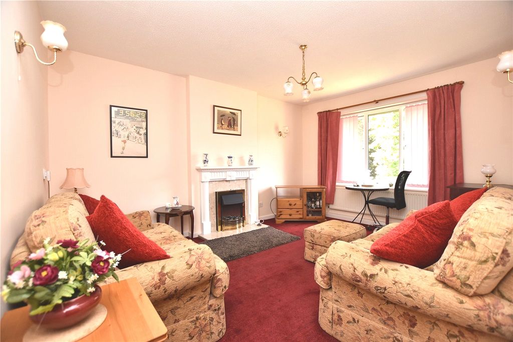 Property photo 2 of 11 Picture No. 03