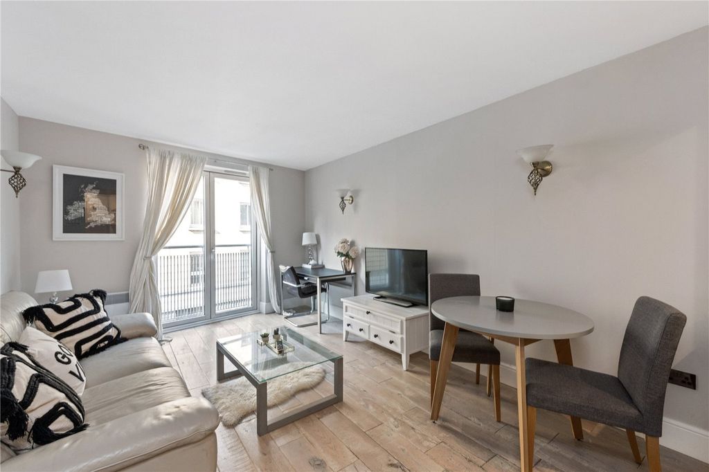 Property photo 1 of 11 Picture No. 21