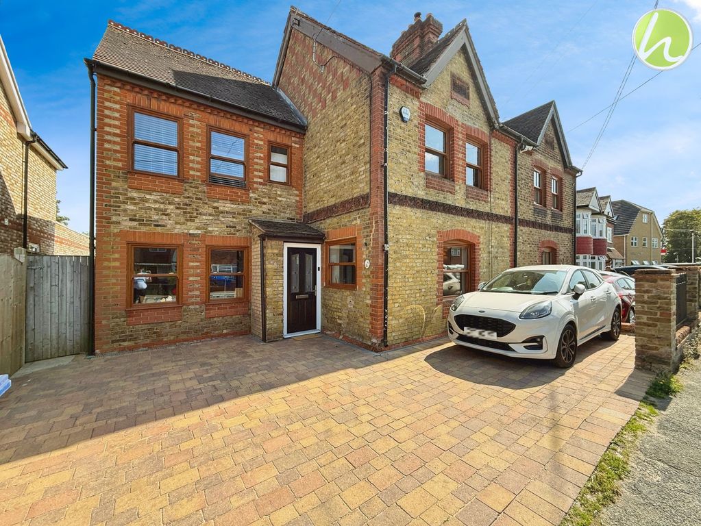 Property photo 1 of 30